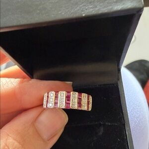 Elegant Gold and Pink Women's Ring